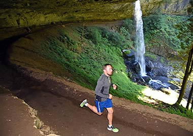 Salem River 2 Ridge Race runner in Silver Falls State Park