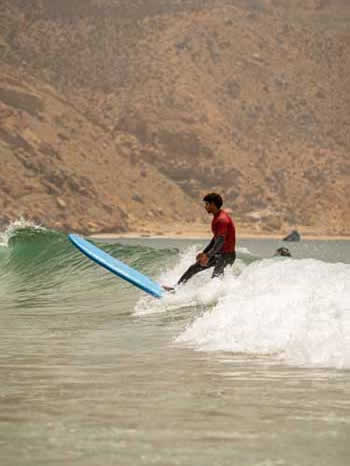 moroccan-surfing