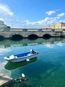 Ortigia bridge